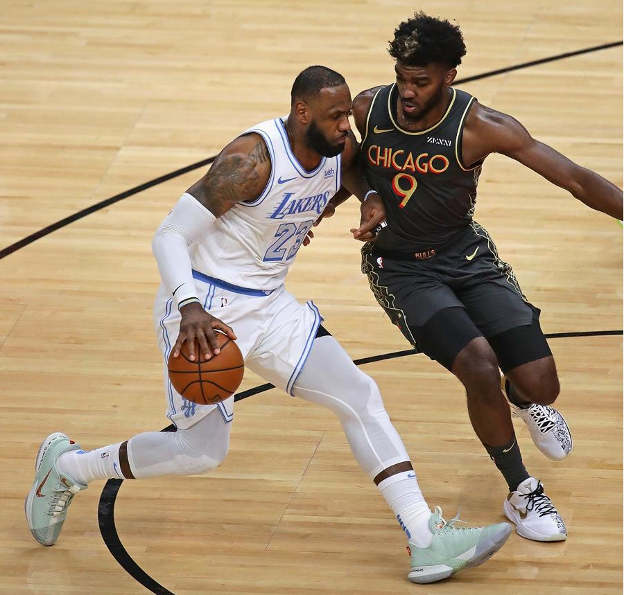 NBA分析：公牛vs湖人，紫金軍團化身客場龍力擒公牛