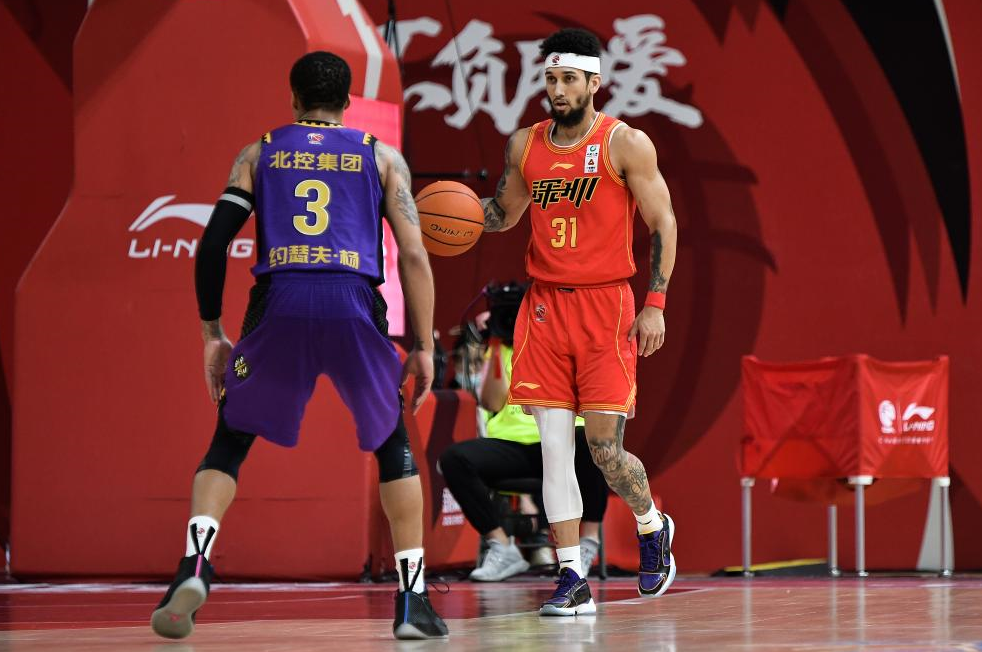 CBA：北控力克深圳拒绝连败，王少杰30+8俞长栋28+15