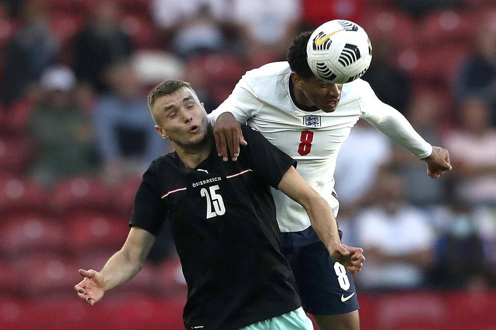 英格兰1-0击败奥地利，阿诺德欧洲杯赛前一日游