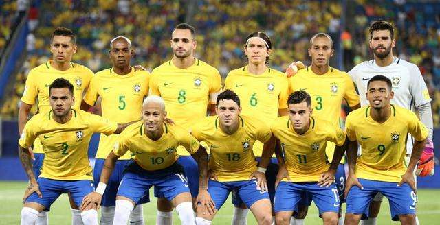 世预赛赛事回顾：巴西2-0厄瓜多尔，巴西守住主场