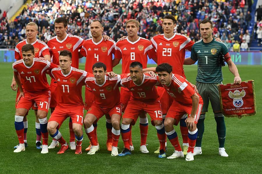 欧洲杯赛事分析：俄罗斯VS芬兰，俄罗斯1-0取得首胜