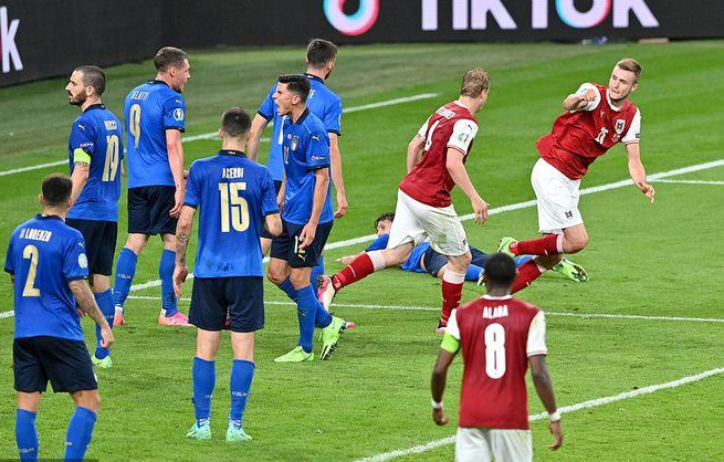 意大利2-1奥地利