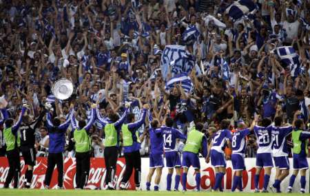 2004年欧洲杯半决赛回顾，希腊1-0加时淘汰捷克