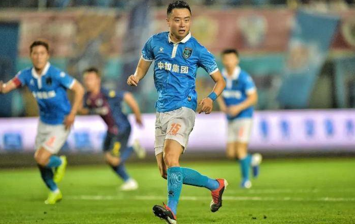 冲甲功臣：刘伟助南通支云在2019赛季中乙联赛成功冲甲