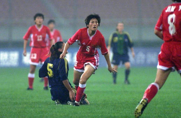 梦想成真！54岁老女足名将水庆霞担任中国女足主教练