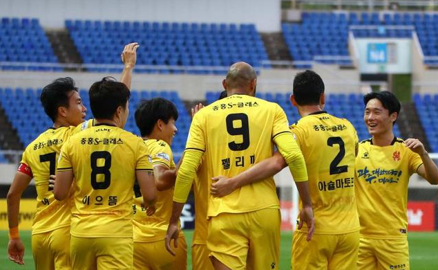 光州FC下一个赛季的希望都寄托在李正孝的肩上