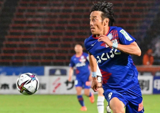 横滨FC反客为主，以2-1小胜甲府风林获得三分