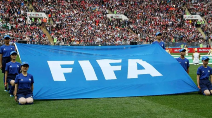 国际足联主席正在推动每两年举办一次男子世界杯