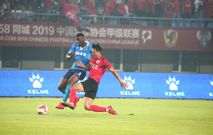 <a href='https://www.junhuilaowu.com/news/tag/1074107/p/1.html' style='color: blue;'>2019赛季中甲联赛</a>第五轮最佳进球候选一