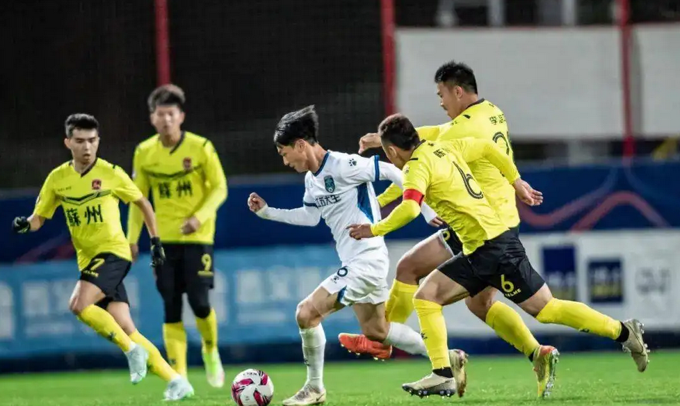 中甲战报：苏州东吴2-0青岛青春岛，获得赛季首胜