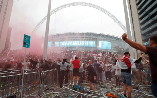 英格兰球迷面临世界杯旅行禁令
