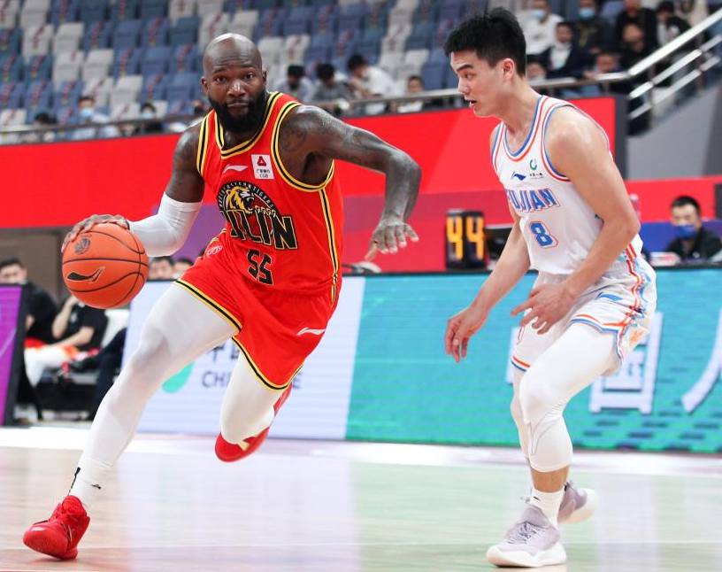 CBA：吉林男篮93-85福建男篮，琼斯27+12+8准三双