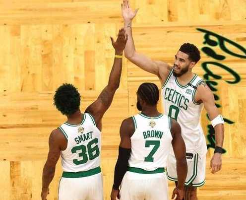 NBA戰(zhàn)報：奇才94-112凱爾特人，凱爾特人終止兩連敗