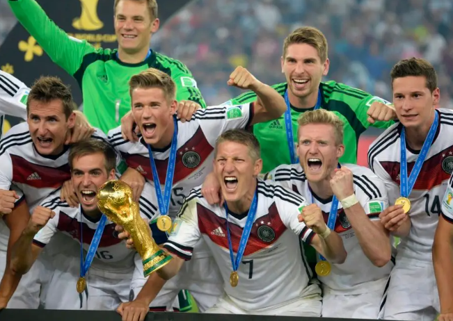 德国世界杯参加成绩，世界杯上的德国战绩