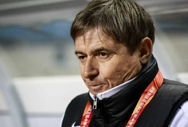 2022年世界杯塞维利亚主教练是谁