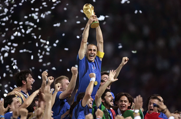 <a href='https://www.kstsj.com/news/tag/1098651.html' style='color: blue;'>2006年世界杯</a>：齐达内，罗纳尔多的最后一场比赛