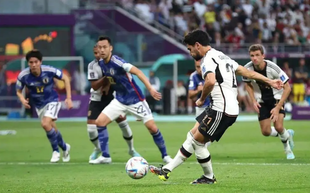世界杯战报：德国1-2日本，日本逆转拿下首胜