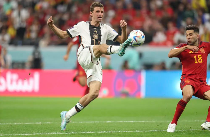 西班牙1-1德国，世界杯赛果：德国沦为小组垫底