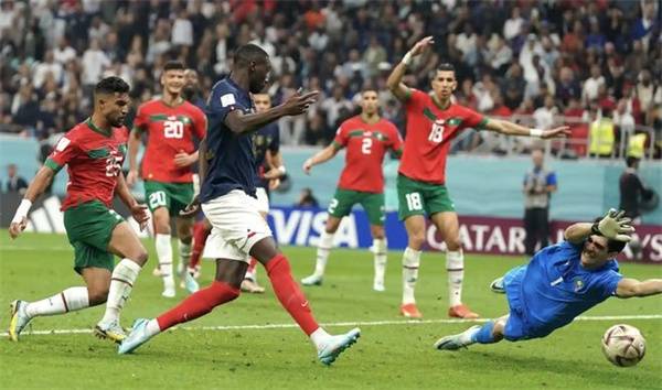 法国2-0摩洛哥决赛战阿根廷
