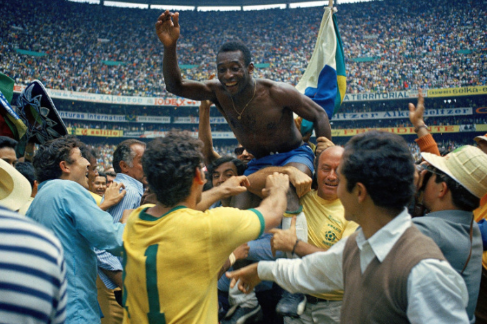 贝利如何带领巴西在1958年赢得了第一届世界杯