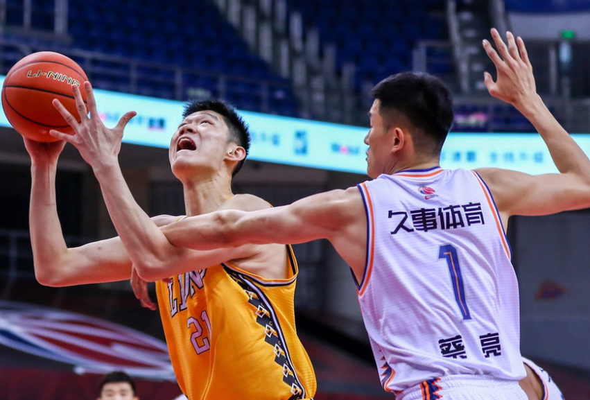 CBA赛事直播，上海vs浙江，上海能否打破连败趋势？