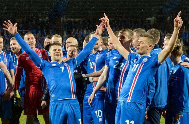 <a href='https://www.dora-dosun.com/news/tag/1128845.html' style='color: blue;'>冰岛足球队</a>