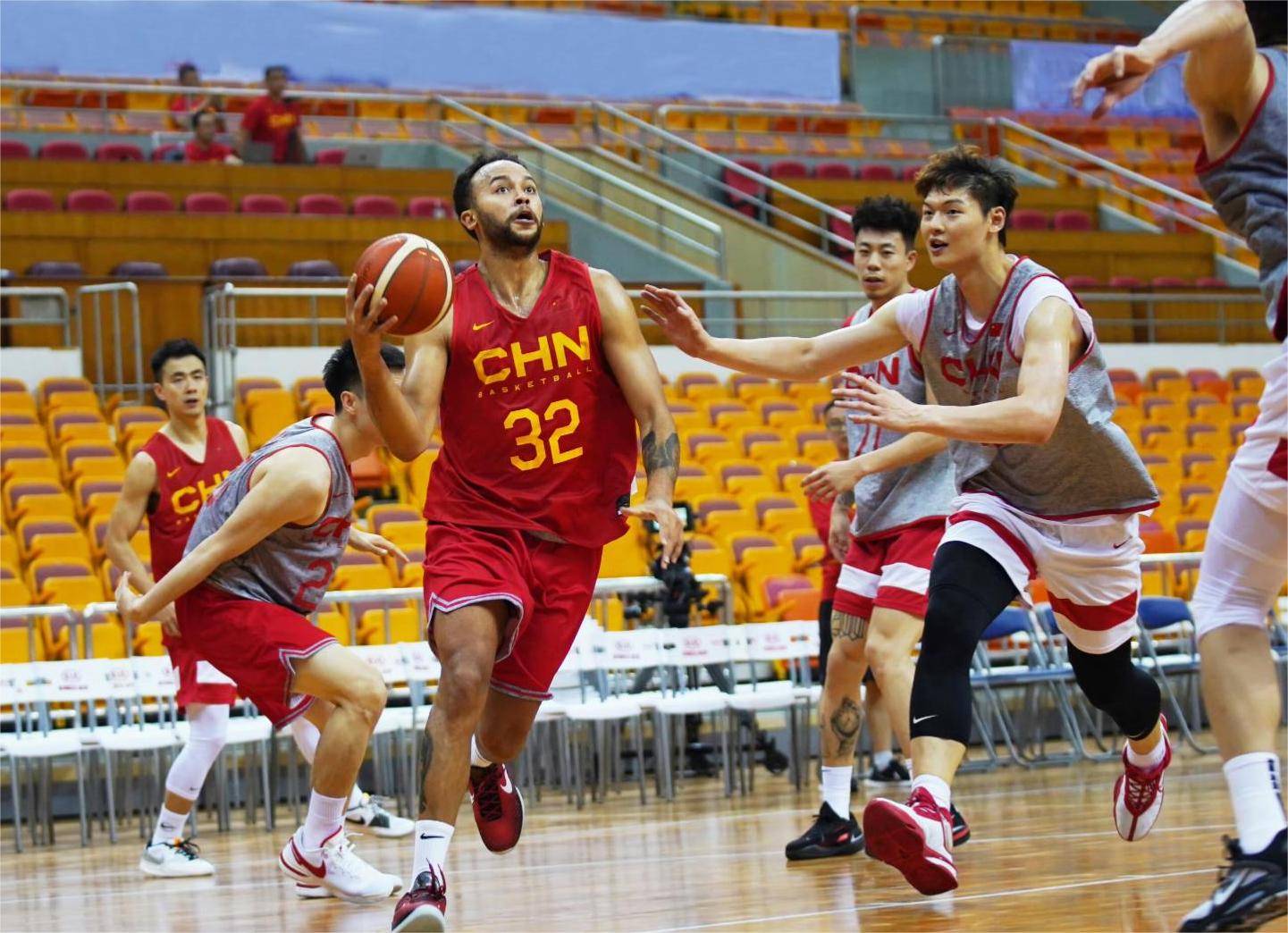 塞尔维亚男篮对阵中国男篮