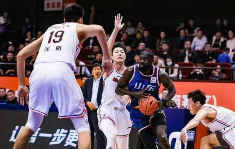 CBA直播：江苏86-89山东，山东险胜江苏送其三连败