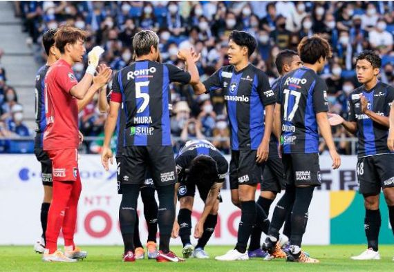 广岛三箭队和大阪钢巴队：谁才是亚洲足坛的绝对霸主?