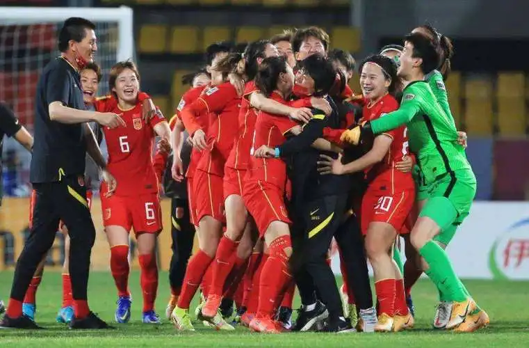 足球双雄对决：U17女足亚洲杯，日本女足VS中国女足战绩交锋