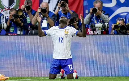 法国队凭借乌龙球成功晋级八强，法国历史上打过几次乌龙球？