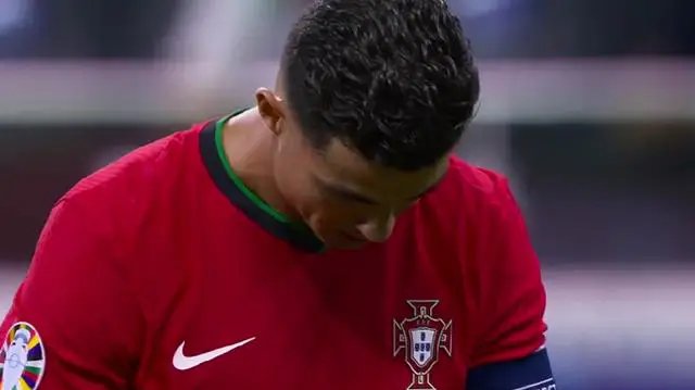 葡萄牙队C罗错失点球好时机，遗憾未能获得进球