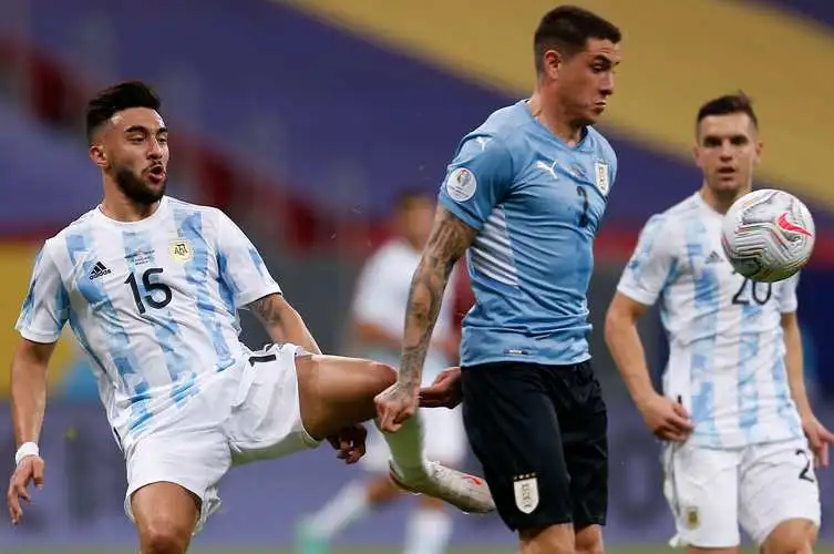 美洲杯直播：乌拉圭vs巴西，强强对决谁能更胜一筹