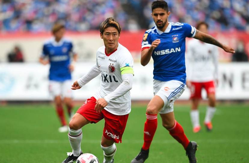 惊天爆冷！日职联战报：横滨水手3-1战胜领头羊鹿岛鹿角
