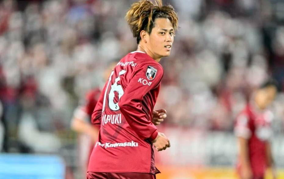 日职联战报:浦和红钻2-1逆转横滨FC,积分榜格局再生变