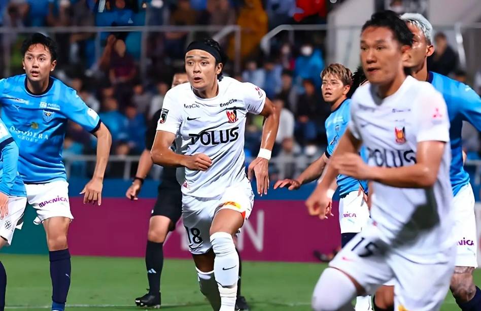 浦和红钻2-1逆转横滨FC