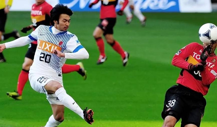 神户胜利船 2-1 名古屋鲸鱼