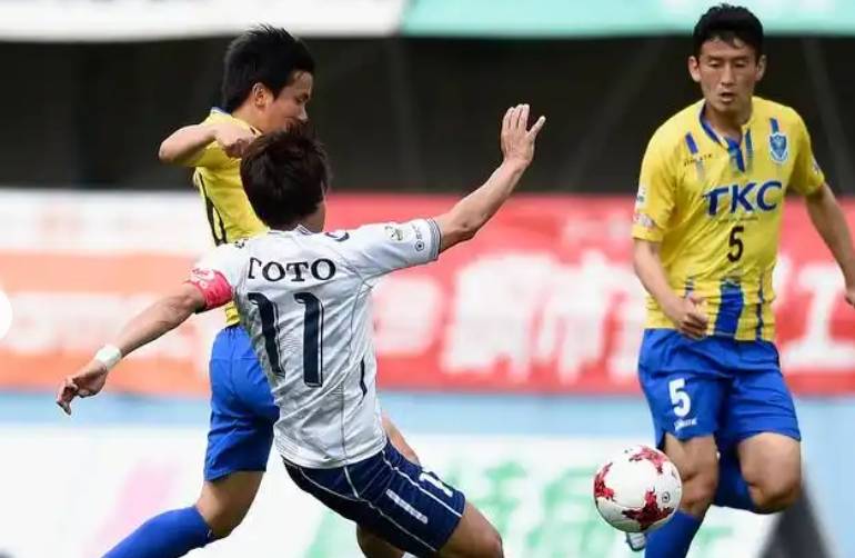 鸟栖砂岩2-1大分三神