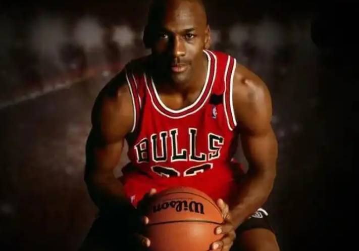 韦德心中的传奇：NBA历史五大巨星都有谁呢？