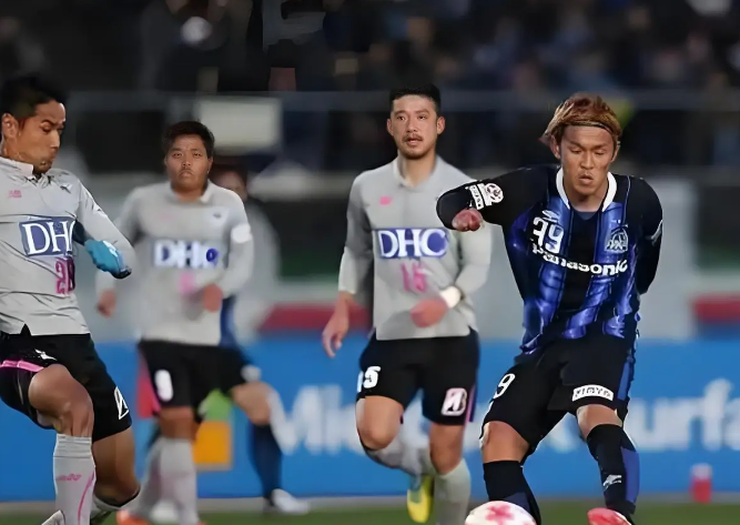 町田泽维亚 VS 大阪钢巴