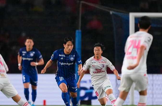 横滨水手 VS 町田泽维亚